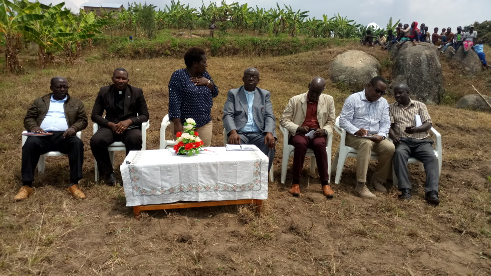 Hon mayor of Muhanga district Ms Beatrice Uwamariya giving a short speech during the inauguration ceremony
