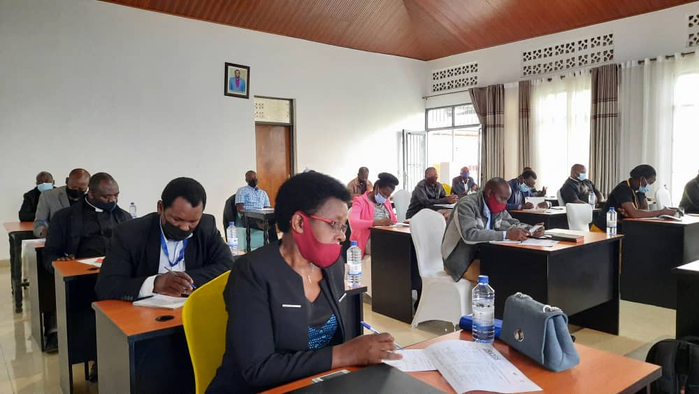 RDIS Workshop Kigeme 06 2021 Participants listening